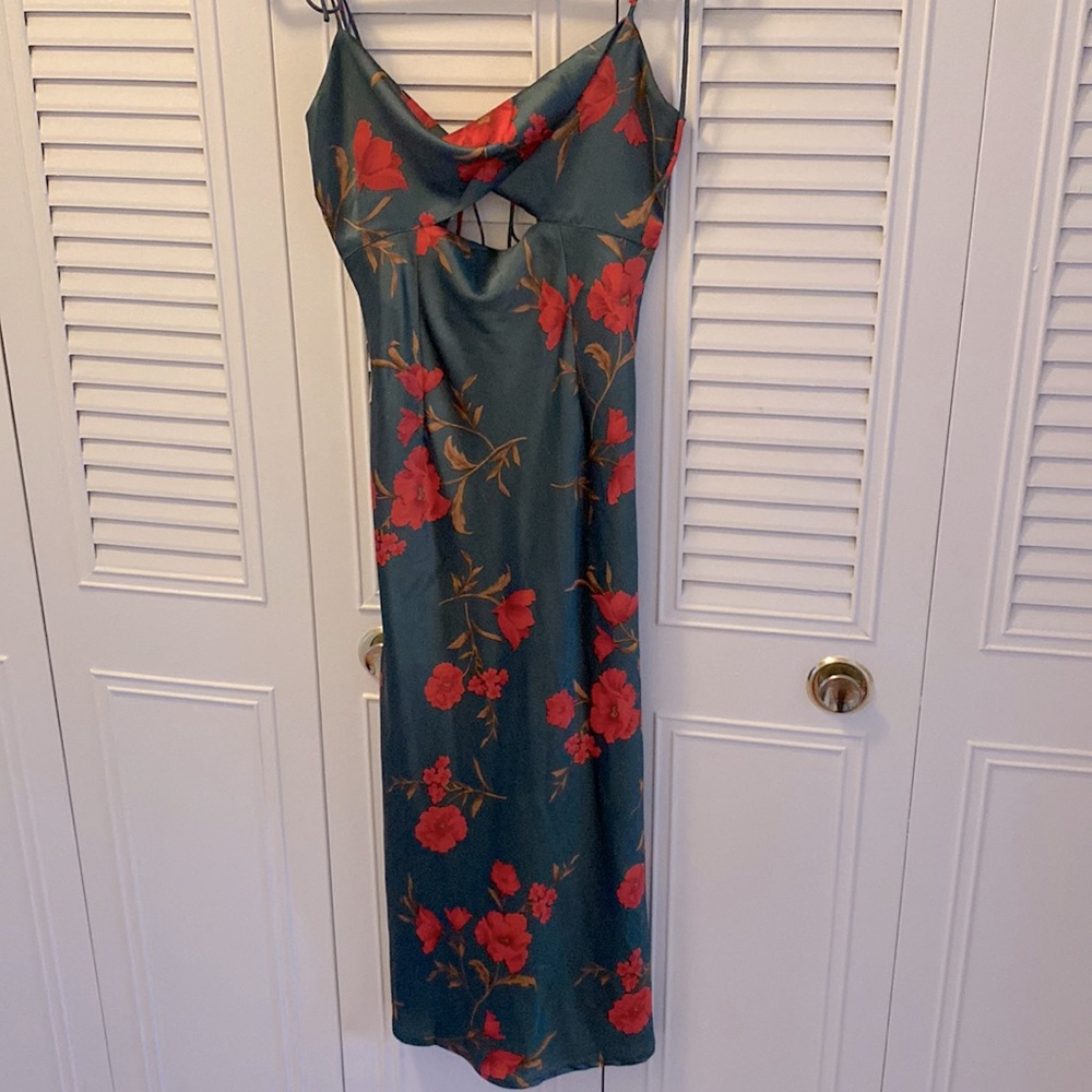 Hello Molly Middi Dress